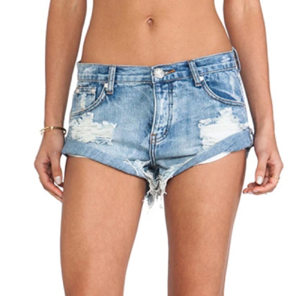 One Teaspoon Bandits Twisted Cuff Jean Shorts